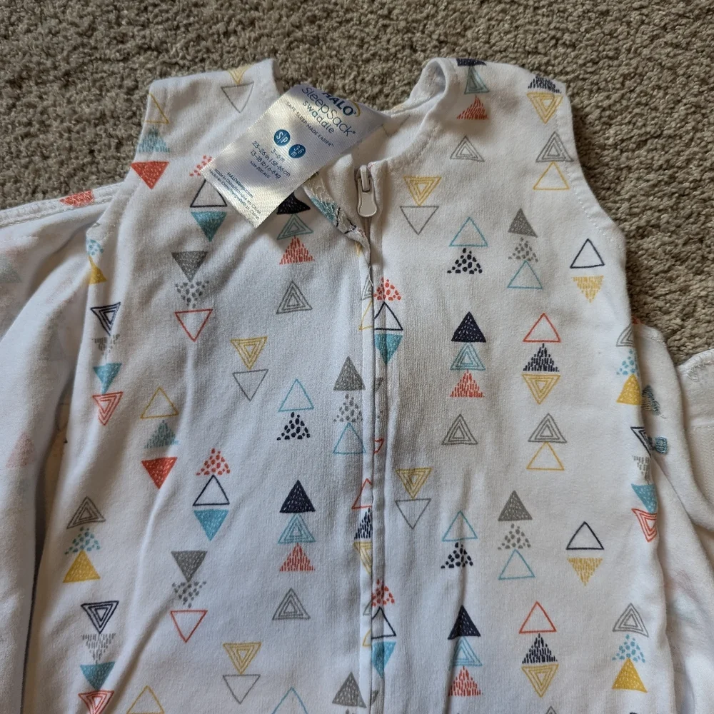 Halo Multicolor Triangle Sleep Sack in White